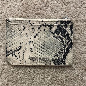 Steve Madden Black and Cream Textured Card Holder